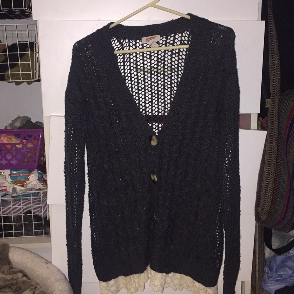 Yarn cardigan